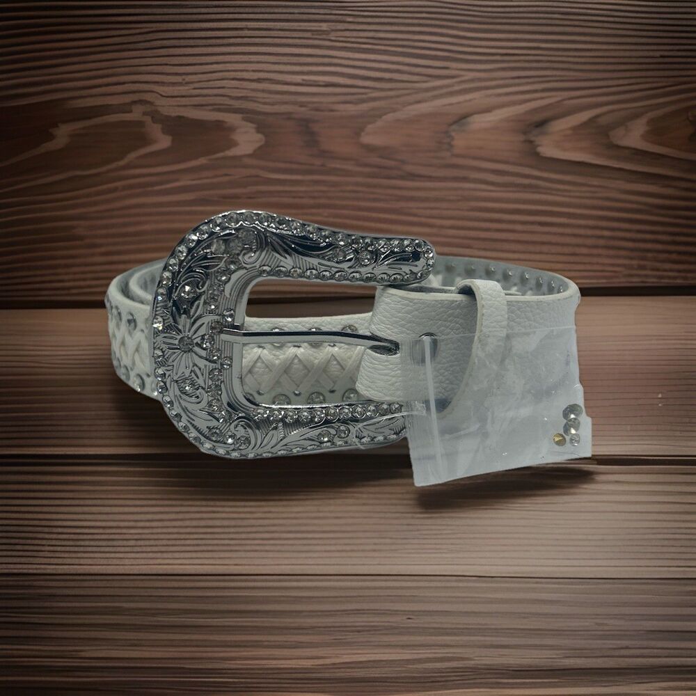BKE White Leather Rhinestone Western Studded Glitz Belt Womens Size Small S 6Z81 - Picture 3 of 6